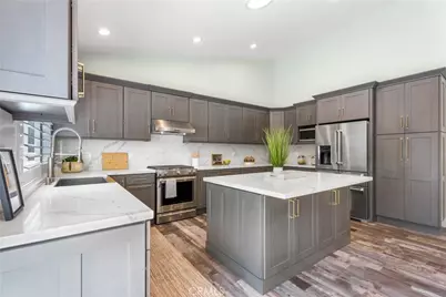 9662 Woodlawn Drive, Huntington Beach, CA 92646 - Photo 9