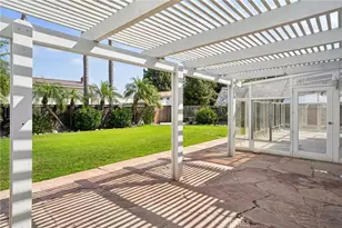 1070 Visalia, Costa Mesa, CA 92626 - Photo 41