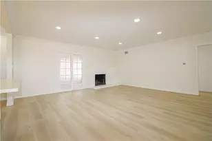 2432 W Rainbow Ave, Anaheim, CA 92801 - Photo 11