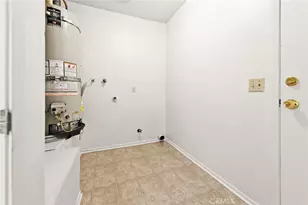 22961 Chambray, Moreno Valley, CA 92557 - Photo 21