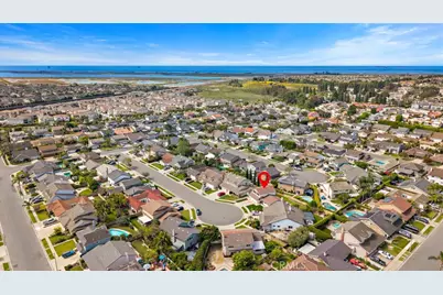 17081 Pleasant, Huntington Beach, CA 92649 - Photo 3