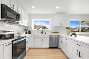 17081 Pleasant, Huntington Beach, CA 92649 - Photo 7