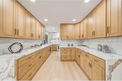 15335 Seine Circle, Irvine, CA 92604 - Photo 11