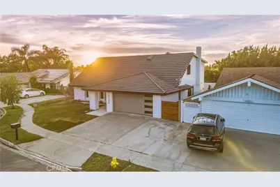 15335 Seine Circle, Irvine, CA 92604 - Photo 45