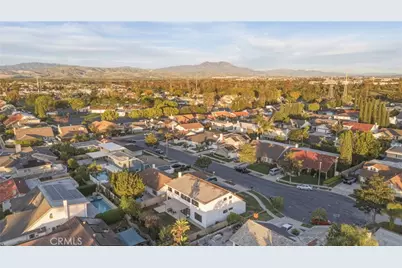 15335 Seine Circle, Irvine, CA 92604 - Photo 51