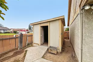 2372 Leta, San Bernardino, CA 92407 - Photo 27