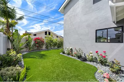 17551 Griffith, Huntington Beach, CA 92649 - Photo 37