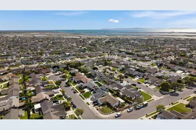 17551 Griffith, Huntington Beach, CA 92649 - Photo 43