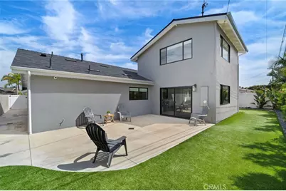 17551 Griffith, Huntington Beach, CA 92649 - Photo 37