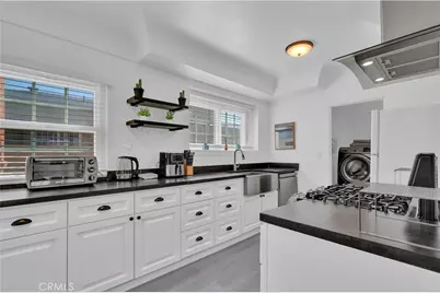 8319 S Van Ness, Inglewood, CA 90305 - Photo 11