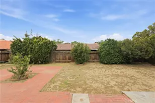 43941 Maria, Lancaster, CA 93535 - Photo 35