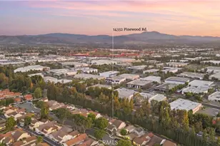 14332 Pinewood, Tustin, CA 92780 - Photo 33