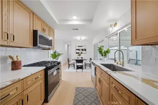 14332 Pinewood, Tustin, CA 92780 - Photo 17