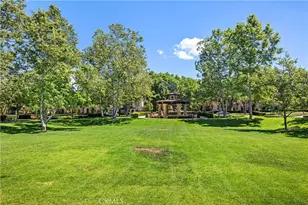 33 Flowerbud, Irvine, CA 92603 - Photo 31