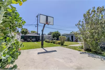 128 E 67th Way, Long Beach, CA 90805 - Photo 49