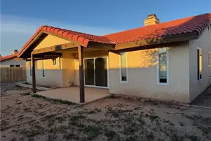 10333 Tamarisk Ave, Hesperia, CA 92345 - Photo 13