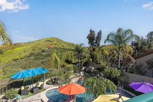 22019 Gold Canyon, Saugus, CA 91390 - Photo 39