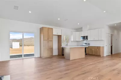 11725 Lagartijo Drive, Apple Valley, CA 92308 - Photo 41