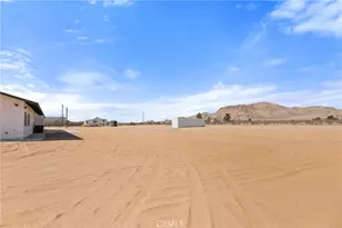 11725 Lagartijo Dr, Apple Valley, CA 92308 - Photo 11