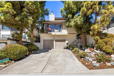216 W Escalones, San Clemente, CA 92672 - Photo 1
