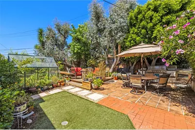 216 W Escalones, San Clemente, CA 92672 - Photo 5