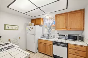 216 W Escalones, San Clemente, CA 92672 - Photo 33