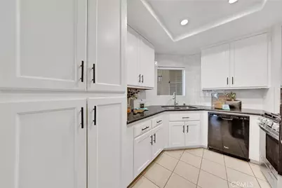 27 Timbre, Rancho Santa Margarita, CA 92688 - Photo 17