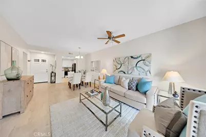 27 Timbre, Rancho Santa Margarita, CA 92688 - Photo 3