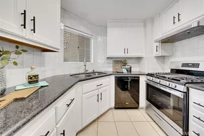 27 Timbre, Rancho Santa Margarita, CA 92688 - Photo 19