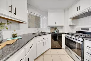 27 Timbre, Rancho Santa Margarita, CA 92688 - Photo 19