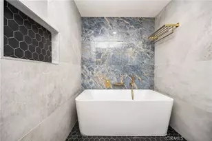 17110 Bluewater Ln, Huntington Beach, CA 92649 - Photo 33