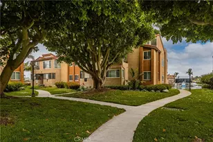 17110 Bluewater Ln, Huntington Beach, CA 92649 - Photo 1