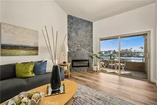 17110 Bluewater Ln, Huntington Beach, CA 92649 - Photo 9