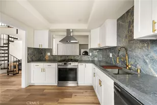 17110 Bluewater Ln, Huntington Beach, CA 92649 - Photo 25