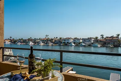 17110 Bluewater Lane, Huntington Beach, CA 92649 - Photo 11