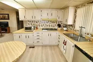 551 Lake Grove Way, La Habra, CA 90631 - Photo 17