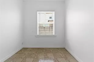 2042 W 75th St, Los Angeles, CA 90047 - Photo 19