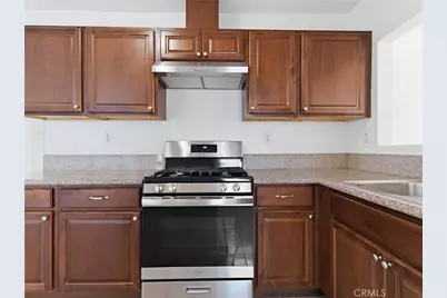 2042 W 75th Street, Los Angeles, CA 90047 - Photo 13