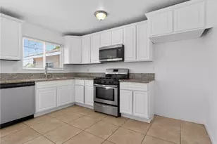 8217 Laurel Canyon Blvd, North Hollywood, CA 91605 - Photo 5