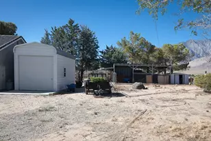 400 Dominy Dr, , CA 93545 - Photo 33