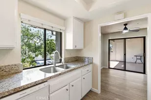 8633 Portola Ct, Huntington Beach, CA 92646 - Photo 15