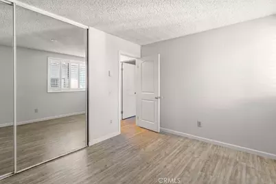 8633 Portola Court #17E, Huntington Beach, CA 92646 - Photo 23