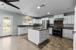 17381 Seville Ct, Fontana, CA 92335 - Photo 5