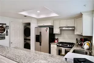 4561 Warner, Huntington Beach, CA 92649 - Photo 7