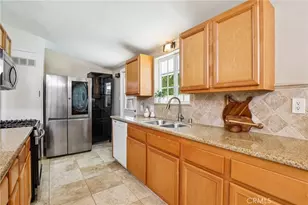 1054 N Hermosa, Anaheim, CA 92801 - Photo 7