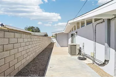 1054 N Hermosa, Anaheim, CA 92801 - Photo 17
