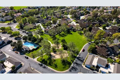 65 Pinewood #33, Irvine, CA 92604 - Photo 29