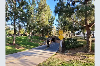 191 Lockford, Irvine, CA 92602 - Photo 43