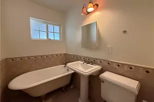 9943 Oso Ave, Chatsworth, CA 91311 - Photo 7