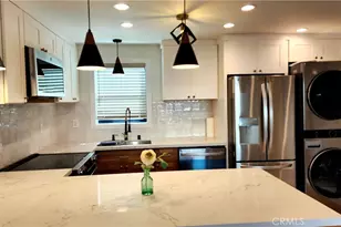 1972 S Corning St, Los Angeles, CA 90034 - Photo 3